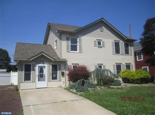 70 Hollyhock Ln, Levittown, PA