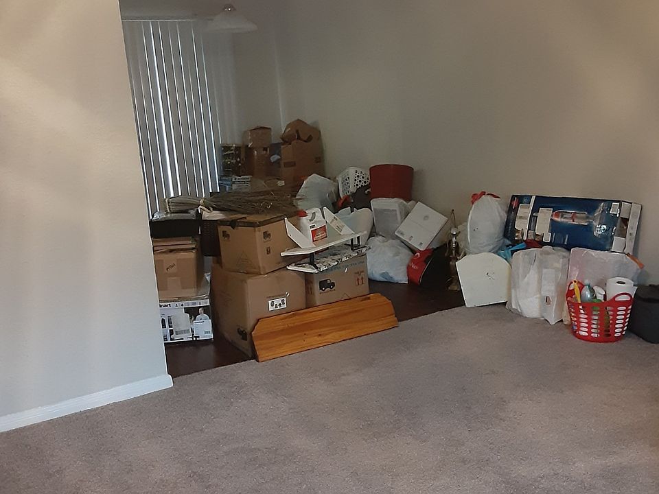 2nd image of 1320 Fulton Dr
