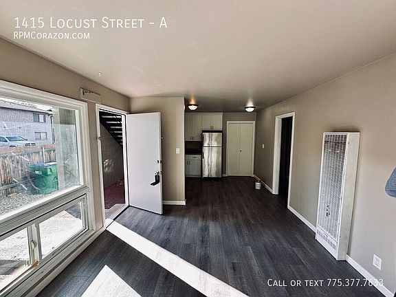 3rd image of 1415 Locust St APT A