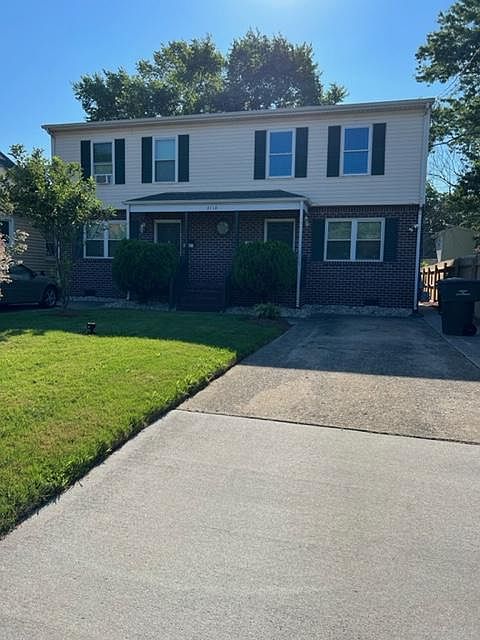 1st image of 310 Verdun Ave #2