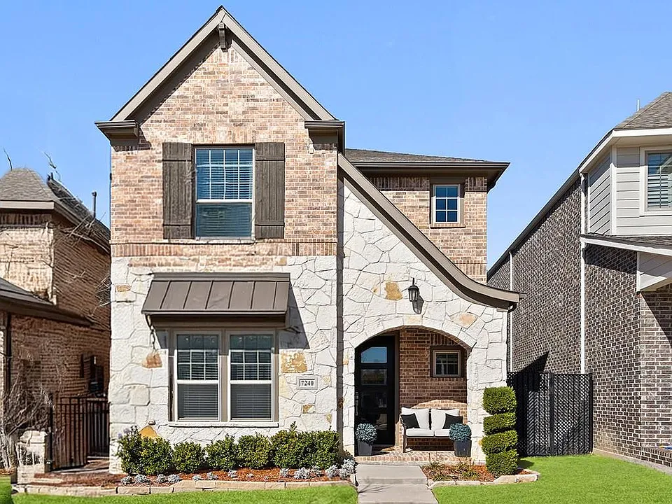 7240 San Saba Dr