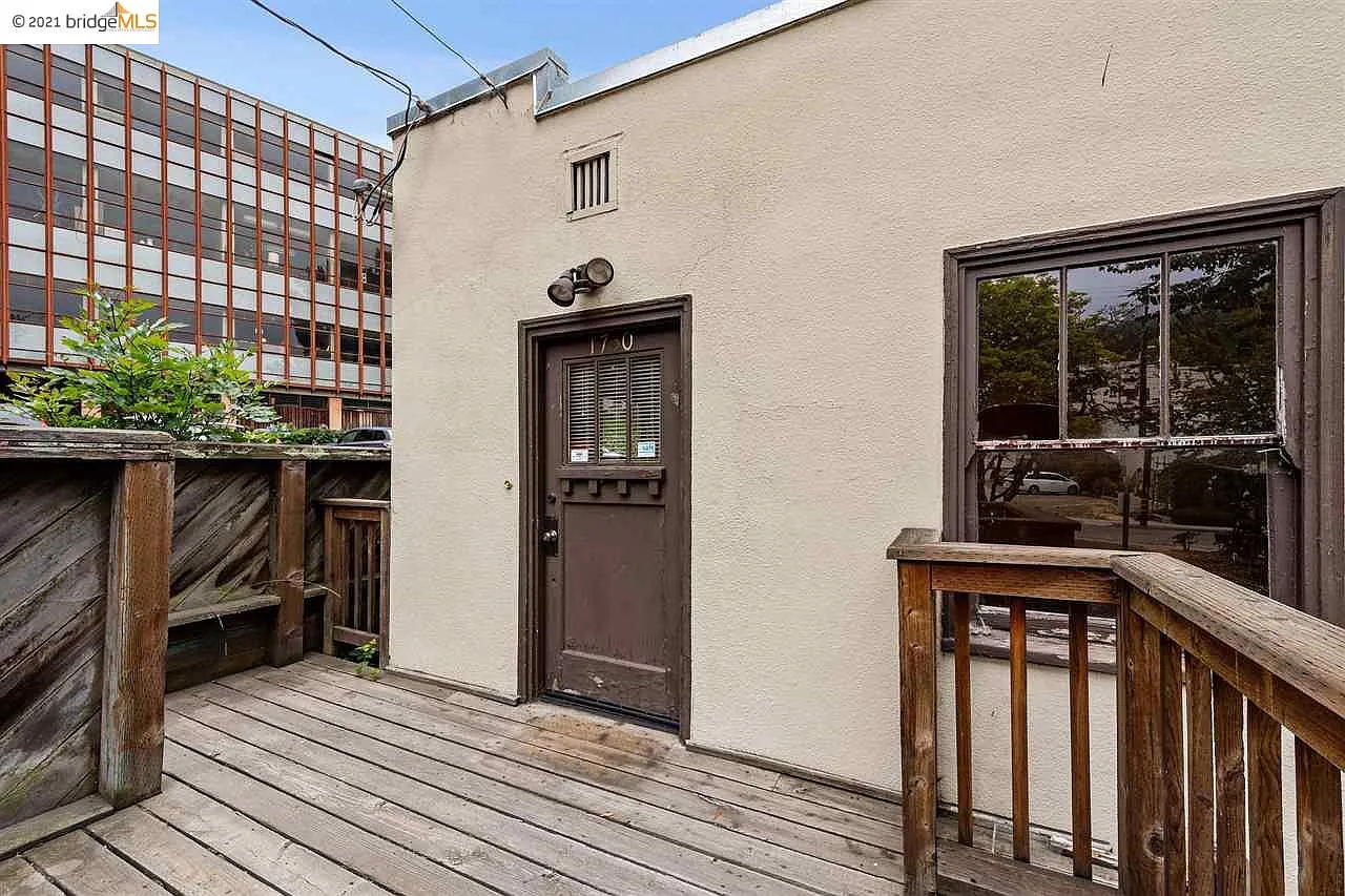 1730 Scenic Ave photo 1