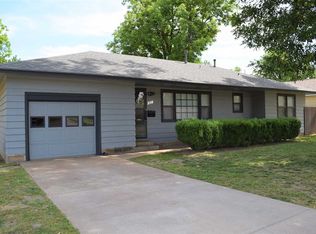 2118 W Elm Ave, Enid, OK 73703