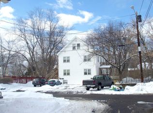 3 Everett St, Dover, NH 03820