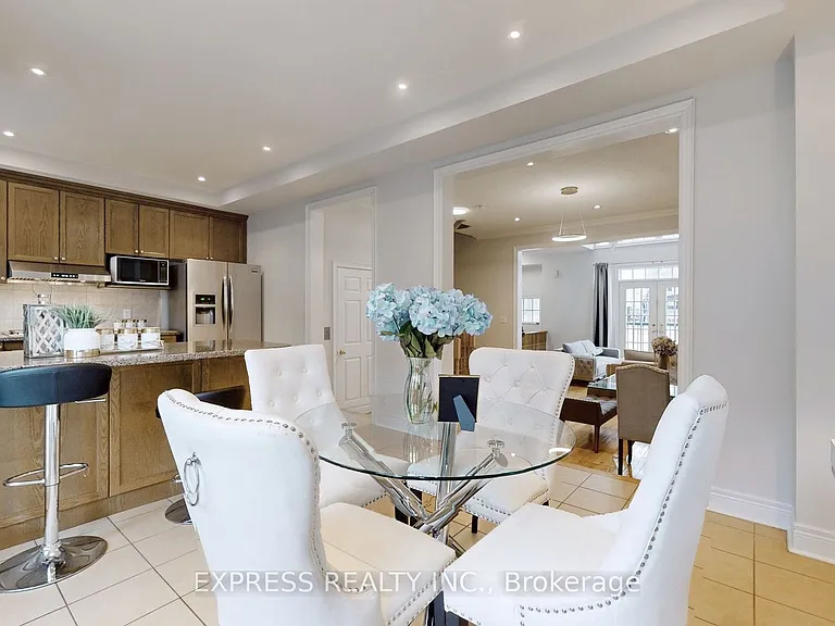 7 Mackenzies Stand Ave — Photo 20