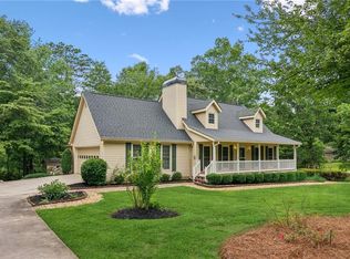 1420 Pilgrim Rd, Cumming, GA 30040