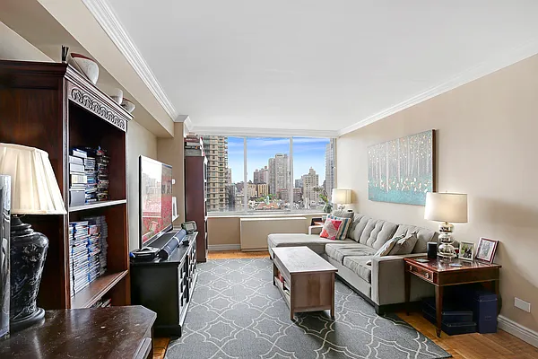 Rented by Corcoran | media 6