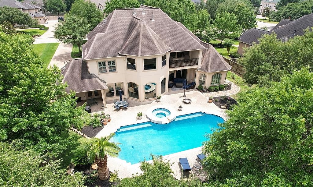 12319 Broken Pine Ln