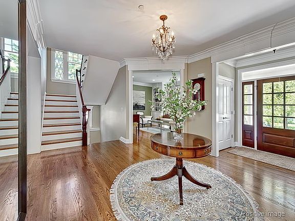 3rd image of 260 Scott Ave