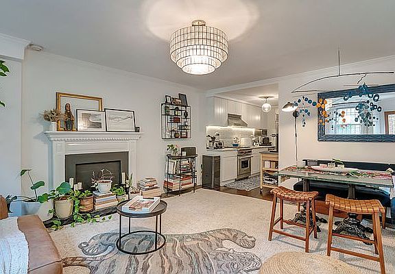 5th image of 312 W 90th St APT 1