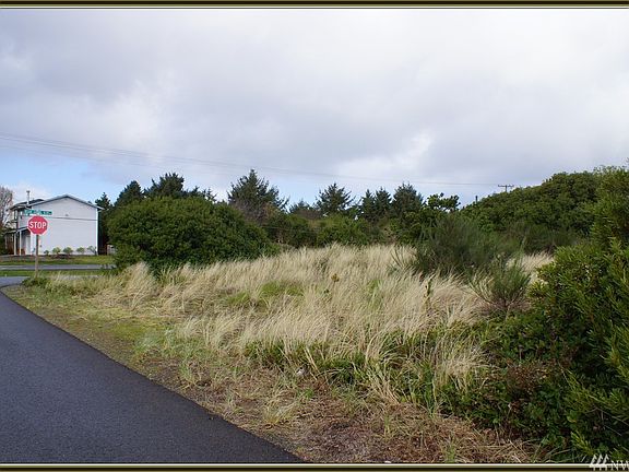 4th image of 300 Ocean Shores Blvd SW