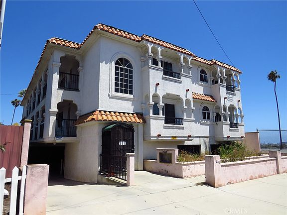 3rd image of 1606 S Palos Verdes St