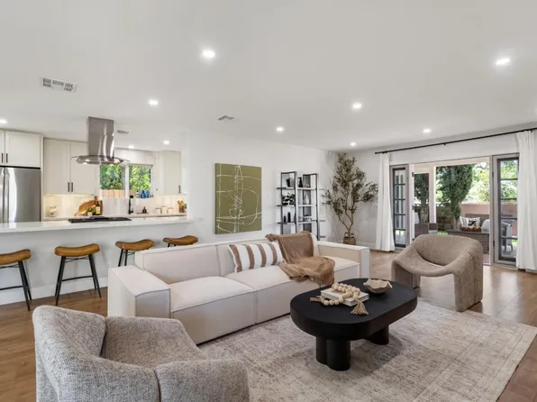 24022 Vanowen St, West Hills, CA 91307