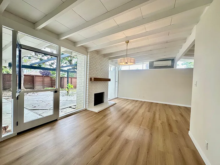 3081 McKinley Dr — Photo 13