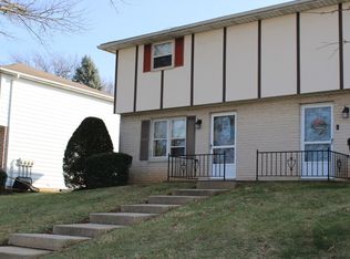 142 Oak Manor Dr, York, PA 17402