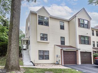27 Pin Oak Ct, Lafayette Hill, PA