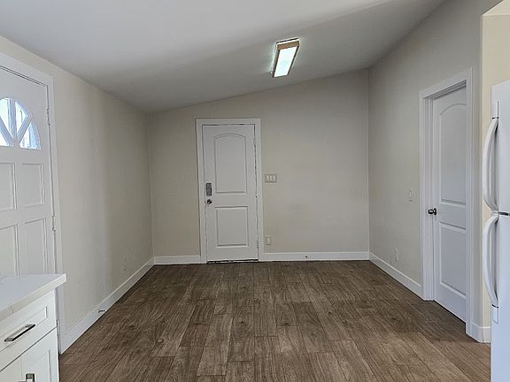 4th image of 12001 Candy Ln