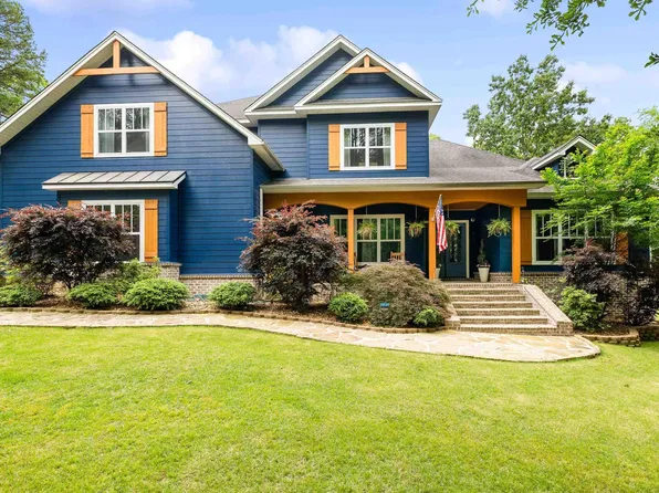 442 Demuth Ln, Benton, AR 72019