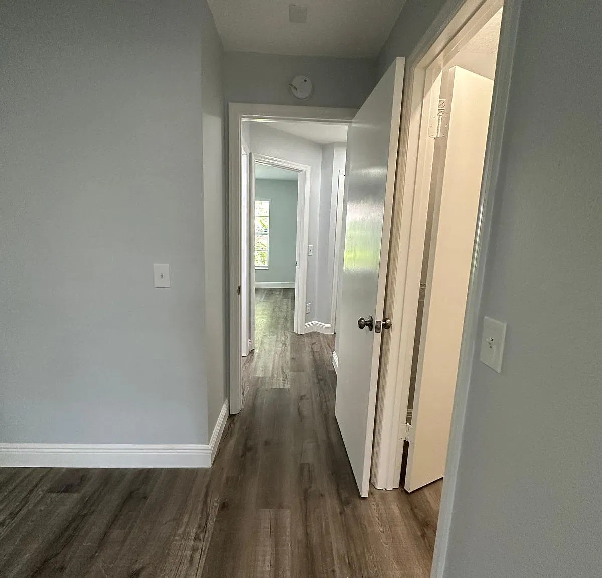 2 bed, 952 sqft, $1,850 — Photo 2
