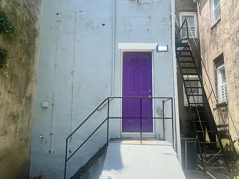 2513 Francis St #1 — Photo 23