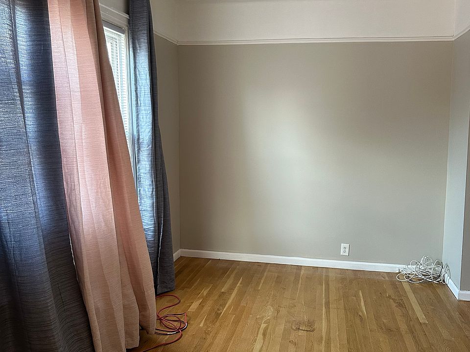 1st image of 3717 Seagate Ave #1