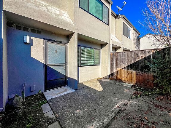 3rd image of 3532 Shelter Creek Dr
