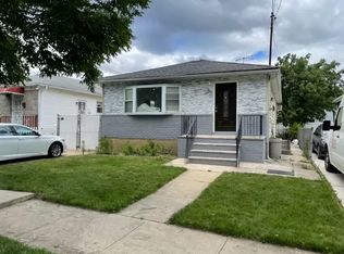 24531 147th Dr, Rosedale, NY 11422