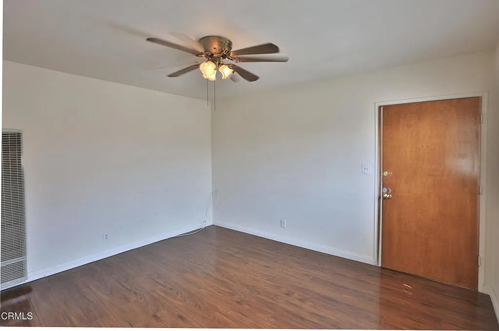 Building Photo - 124 S Olive Ave #B