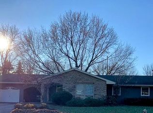 712 Kelley Dr, Rochelle, IL 61068