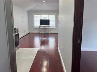 2 102nd Ave, South Richmond Hill, NY 11419