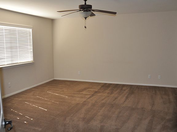 5th image of 18050 Catalpa St