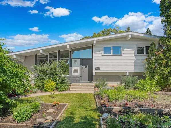 1615 Adelaide STREET E, Saskatoon, SK S7J 0J2