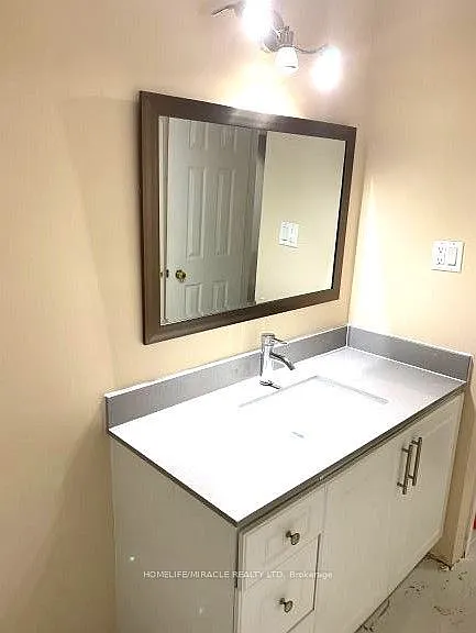 36 Bruce Beer Dr — Photo 10