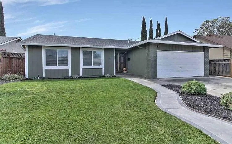565 Alameda Dr photo 1