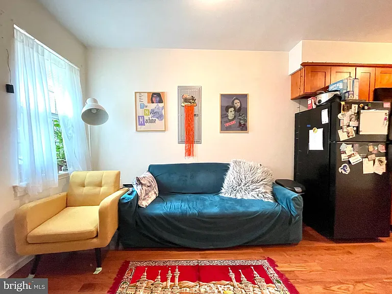 1131 Green St #2 — Photo 15
