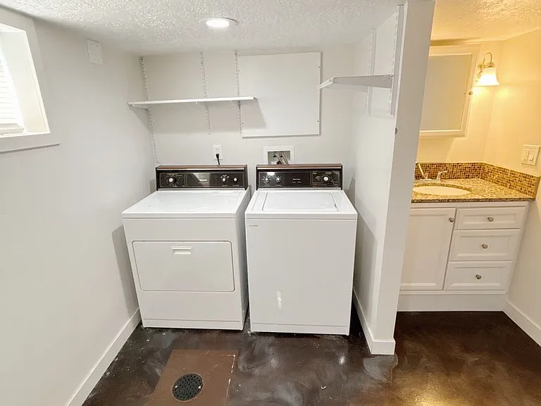 1332 S 3rd Ave — Photo 15