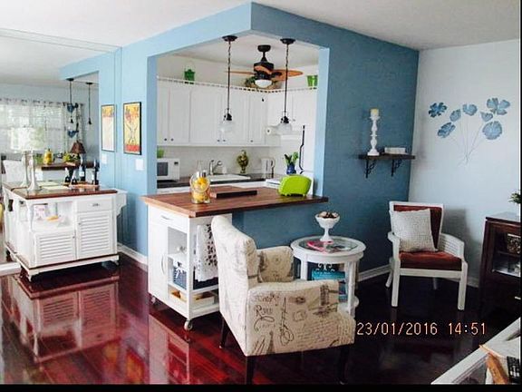2nd image of 213 Easthampton I #213