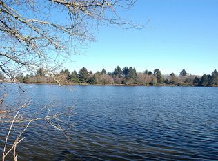 540 Mount Olympus Ave SE, Ocean Shores, WA 98569
