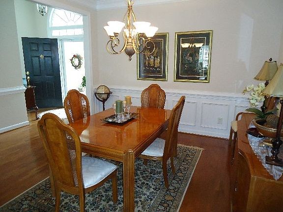 5th image of 3 York Woods Pl