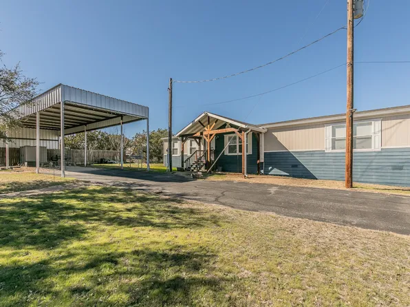 2806 Hilltop Rd, Granbury, TX 76048