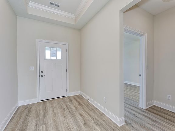 3rd image of 14844 Higgins Dr