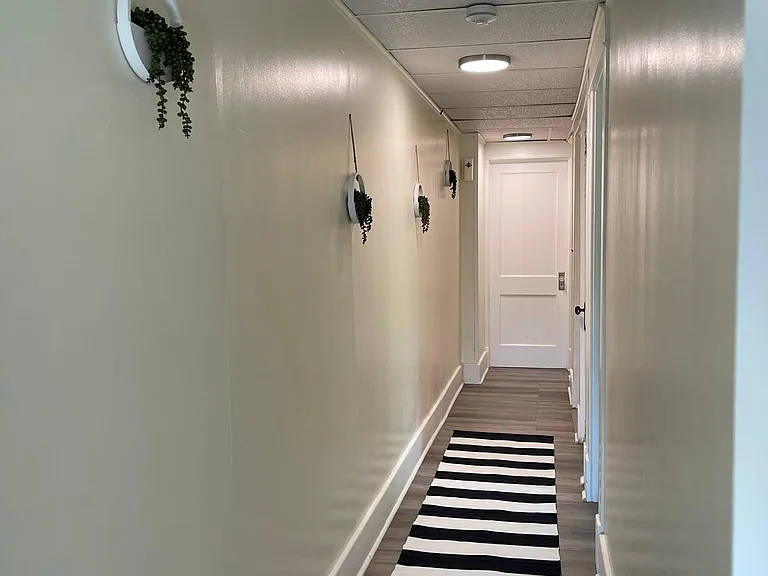 1503 State St — Photo 10