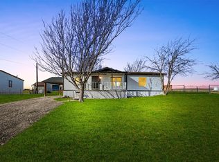 146 Layfield Ln, Rhome, TX 76078