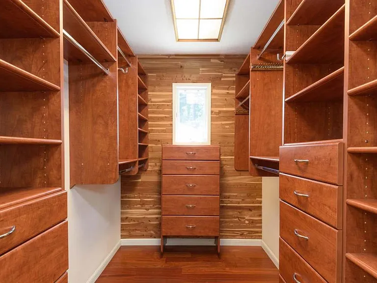 Morse Ln — Photo 8