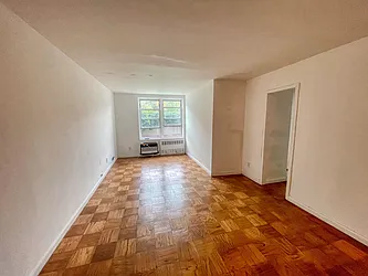 Rented by Winzone Realty Inc