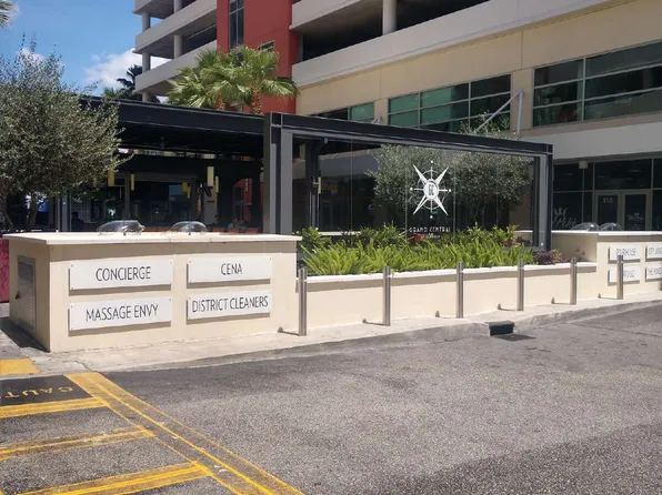 1208 E Kennedy Blvd, Tampa, FL