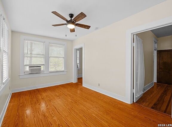 4th image of 217 Castillo Ave #2