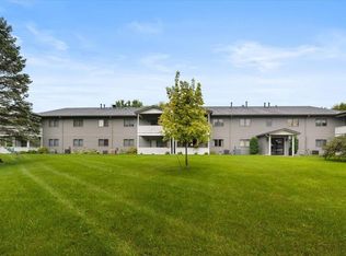 3175 Village Trl APT 203, Hastings, MN 55033