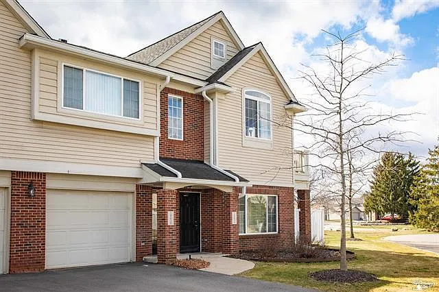 Building Photo - 24031 Fairlane Blvd #0