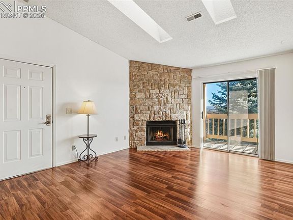 4th image of 918 Tenderfoot Hill Rd APT 202